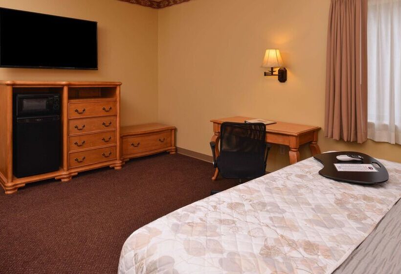 فندق Country Hearth Inn & Suites Edwardsville