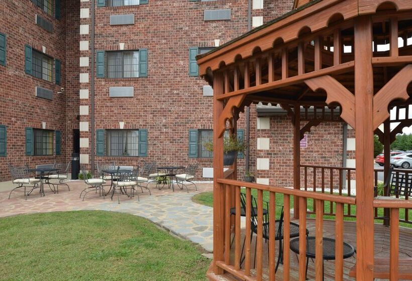 فندق Country Hearth Inn & Suites Edwardsville