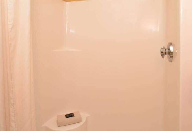 فندق Country Hearth Inn & Suites Edwardsville