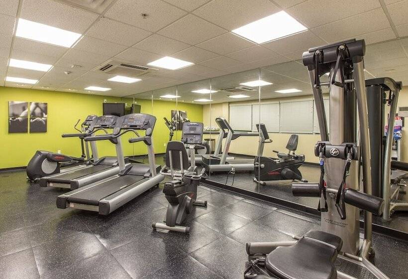 فندق Country Inn & Suites By Radisson, Buffalo South I90, Ny