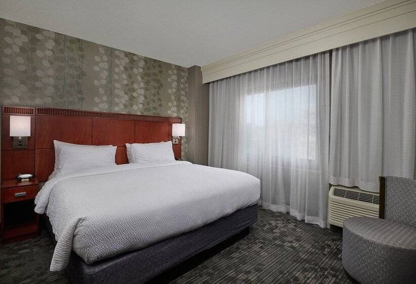 فندق Courtyard Bristol