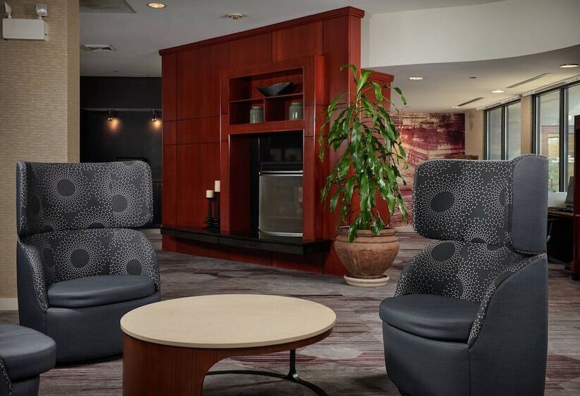 فندق Courtyard Bristol