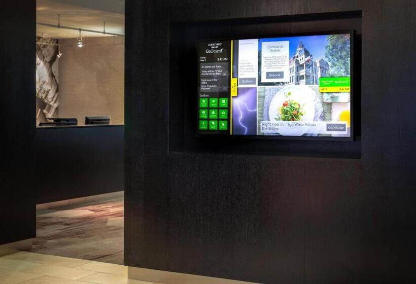ホテル Courtyard By Marriott Denton