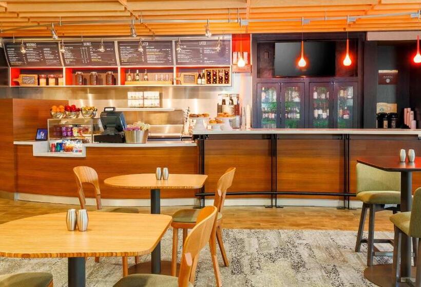 酒店 Courtyard By Marriott Dallas Arlington South