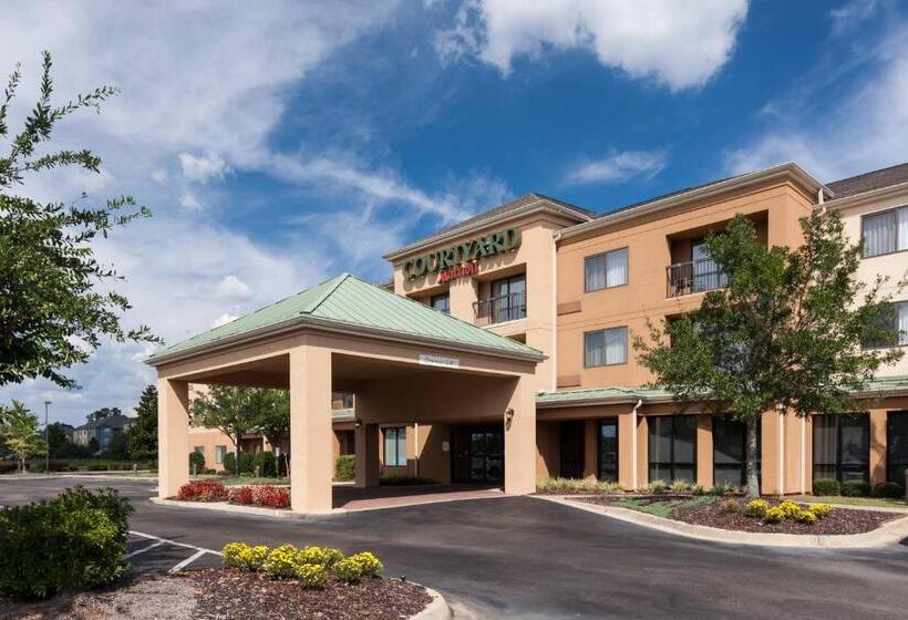 호텔 Courtyard By Marriott Hattiesburg