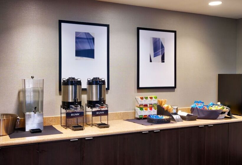 酒店 Courtyard Lincoln Downtown