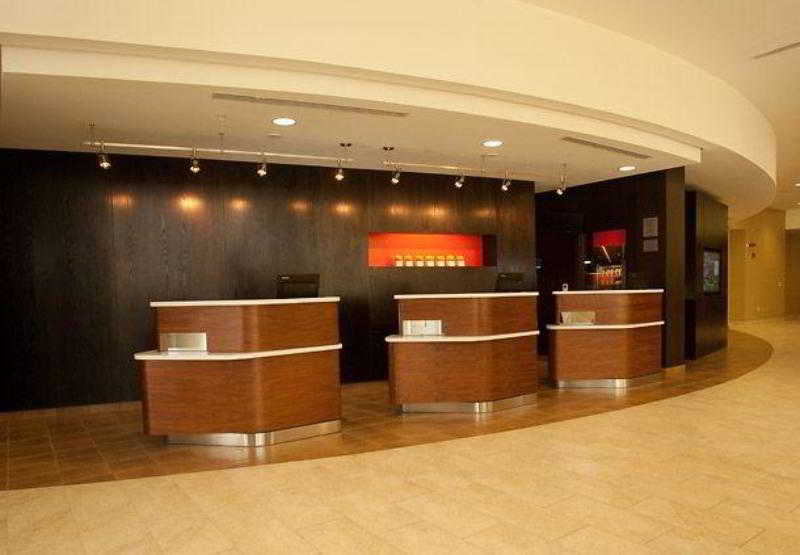 酒店 Courtyard Lincoln Downtown