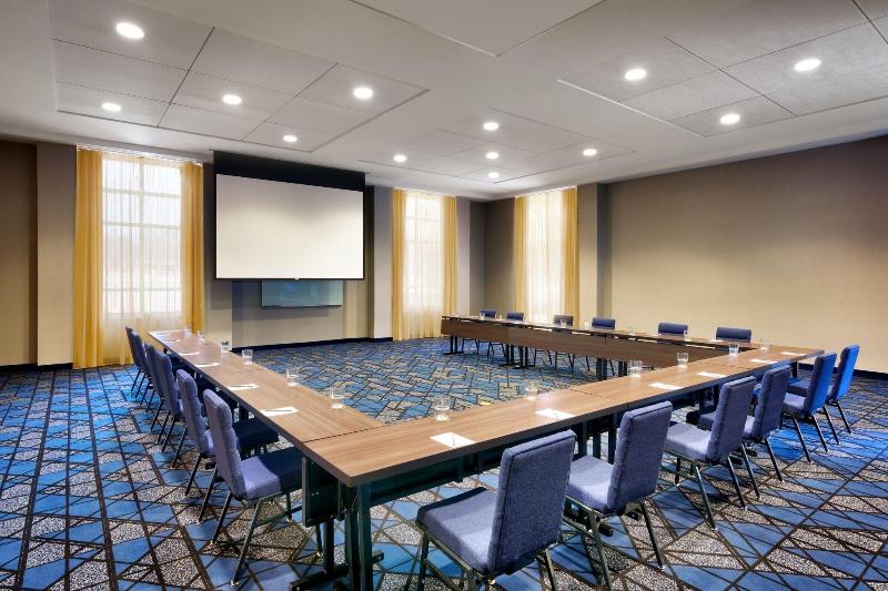 酒店 Courtyard Lincoln Downtown