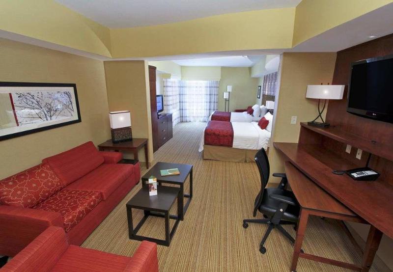酒店 Courtyard By Marriott Raleigh North/triangle Town Center