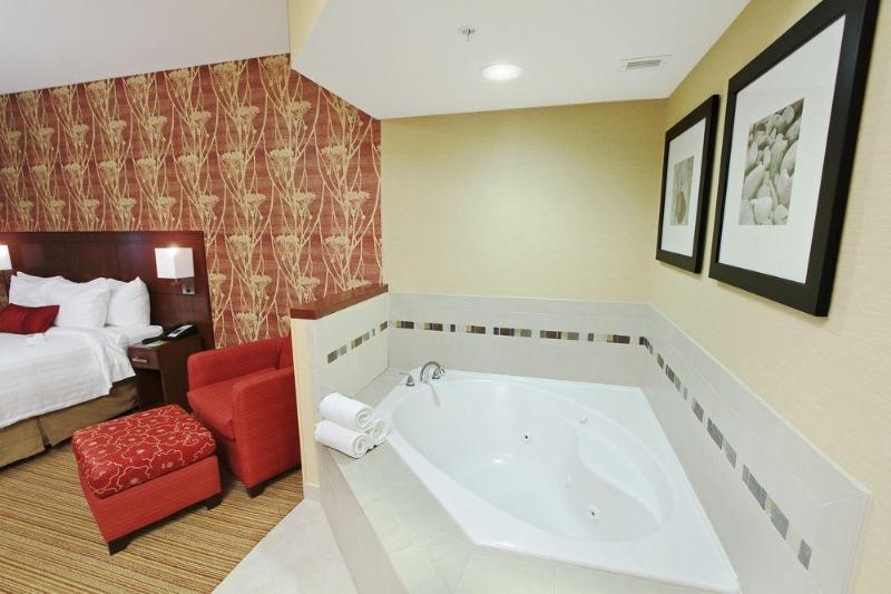 酒店 Courtyard By Marriott Raleigh North/triangle Town Center