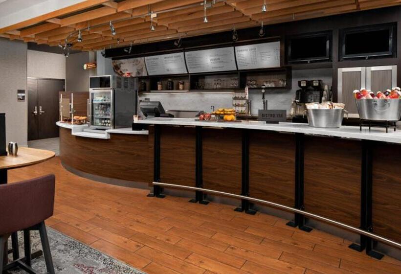 酒店 Courtyard By Marriott Raleigh North/triangle Town Center