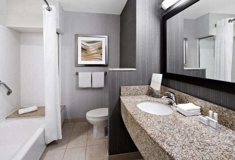 酒店 Courtyard By Marriott Raleigh North/triangle Town Center