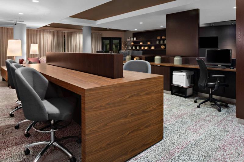 酒店 Courtyard By Marriott Raleigh North/triangle Town Center