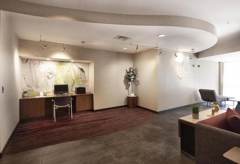 فندق Courtyard By Marriott Valdosta