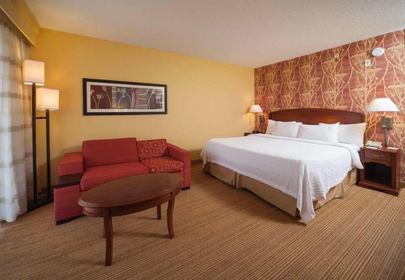 فندق Courtyard By Marriott Valdosta