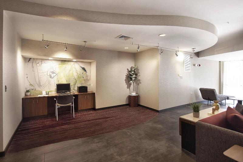 فندق Courtyard By Marriott Valdosta