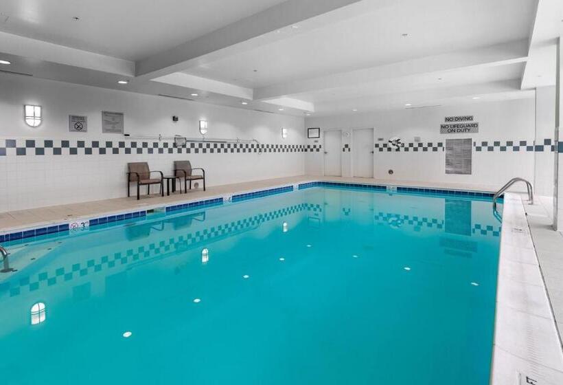 فندق Courtyard By Marriott Winchester Medical Center