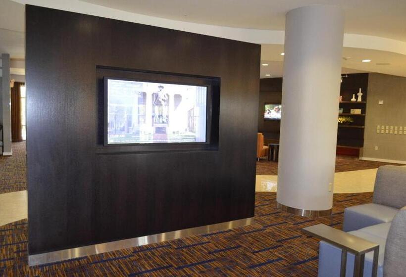 فندق Courtyard By Marriott Winchester Medical Center