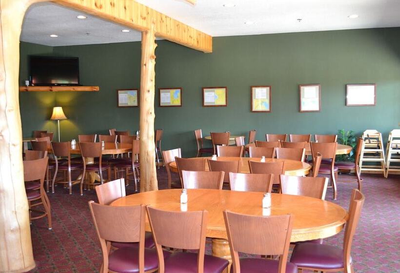 فندق Crooked River Lodge