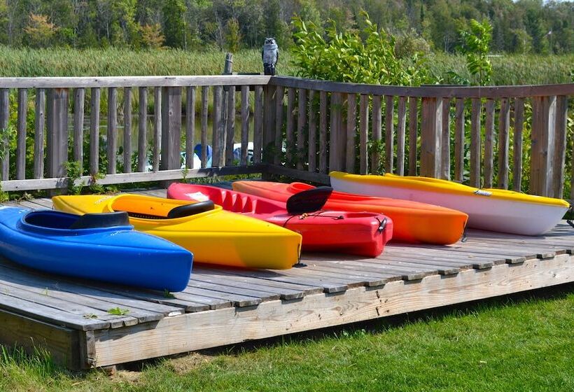 فندق Crooked River Lodge