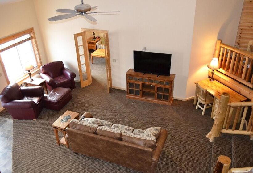 فندق Crooked River Lodge