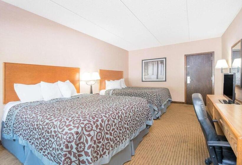 호텔 Days Inn By Wyndham Duluth Lakewalk