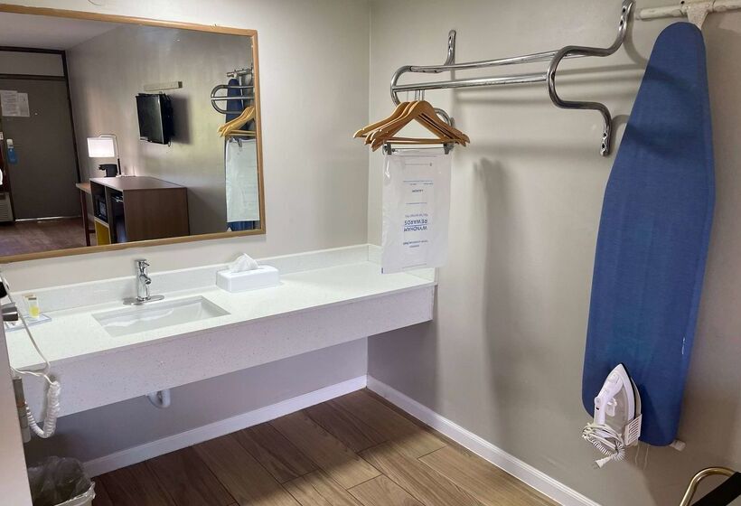 酒店 Days Inn By Wyndham Valdosta/near Valdosta Mall