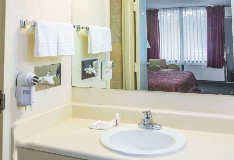 酒店 Days Inn By Wyndham Valdosta/near Valdosta Mall