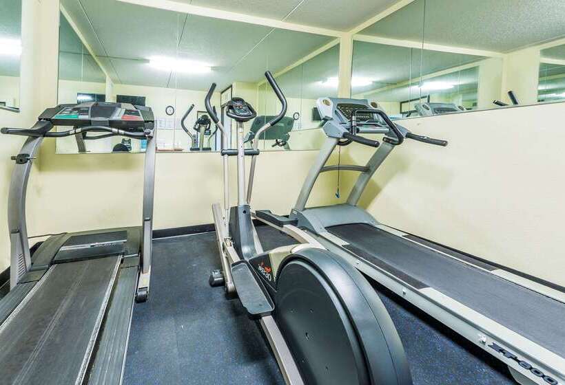 בית מלון כפרי Days Inn By Wyndham Valdosta/near Valdosta Mall