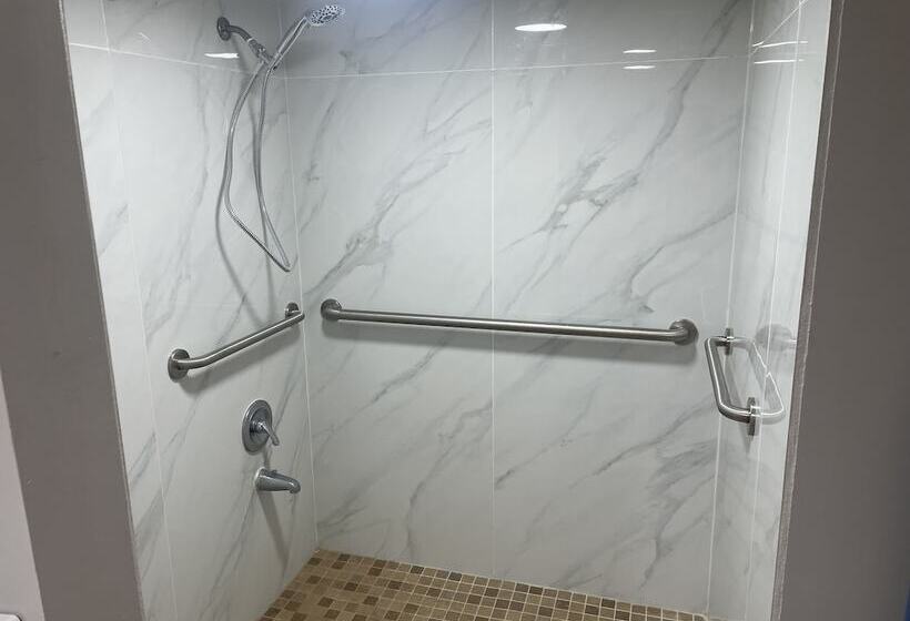 בית מלון כפרי Days Inn By Wyndham Valdosta/near Valdosta Mall