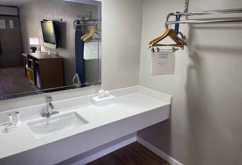 酒店 Days Inn By Wyndham Valdosta/near Valdosta Mall