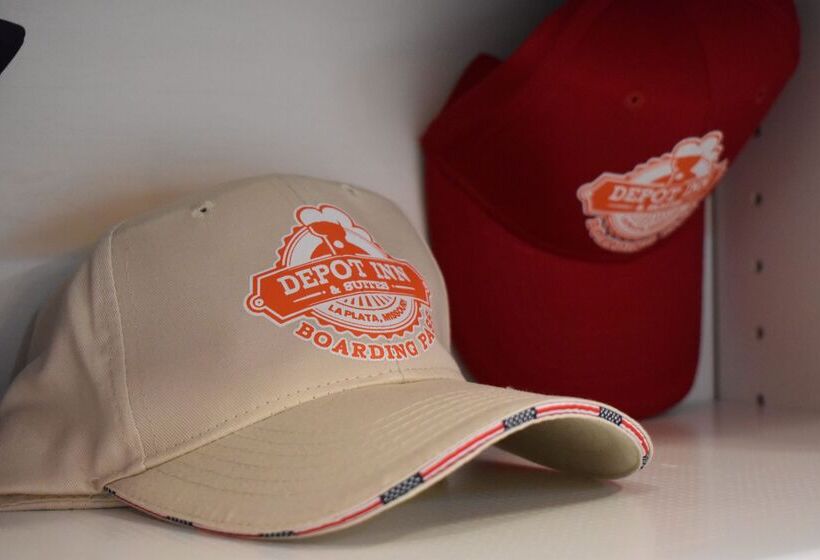 فندق Depot Inn & Suites