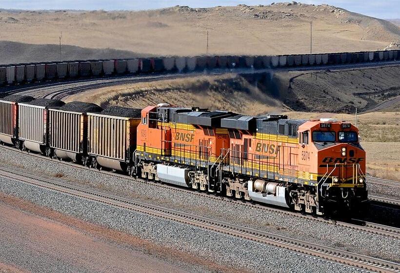 فندق Depot Inn & Suites