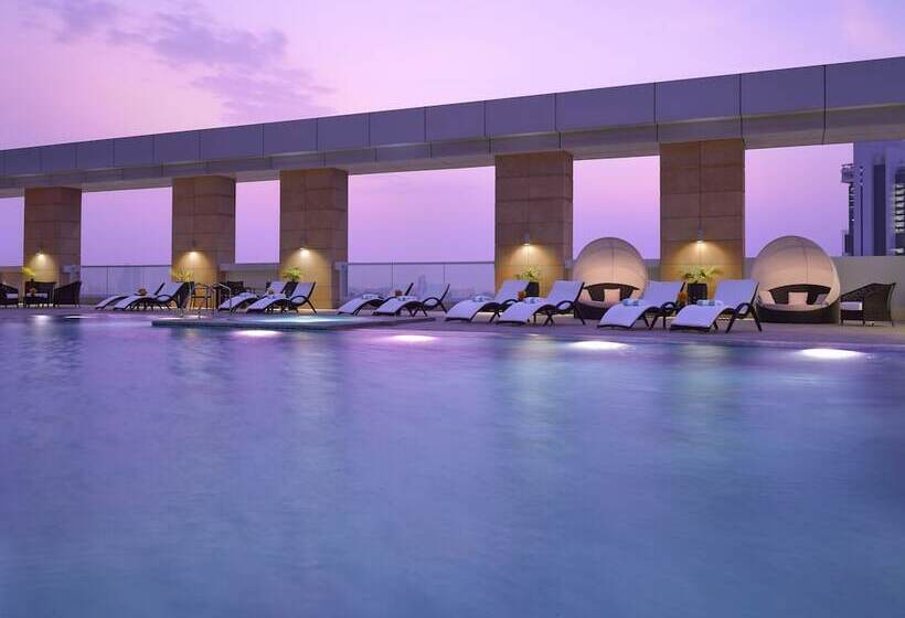 فندق Dusit Thani Abu Dhabi