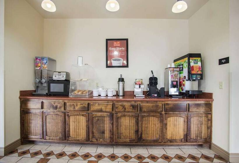 בית מלון כפרי Econo Lodge