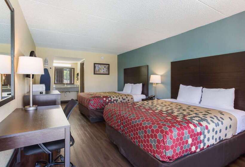 فندق Econo Lodge Gallatin   Metro Nashville