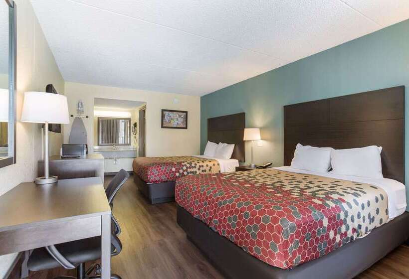 فندق Econo Lodge Gallatin   Metro Nashville