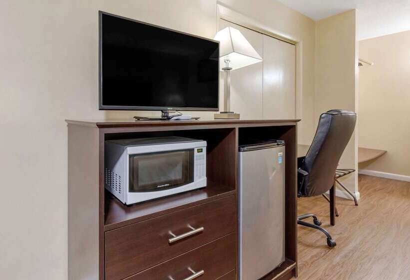 فندق Econo Lodge Woodstock  Shenandoah Valley I 81