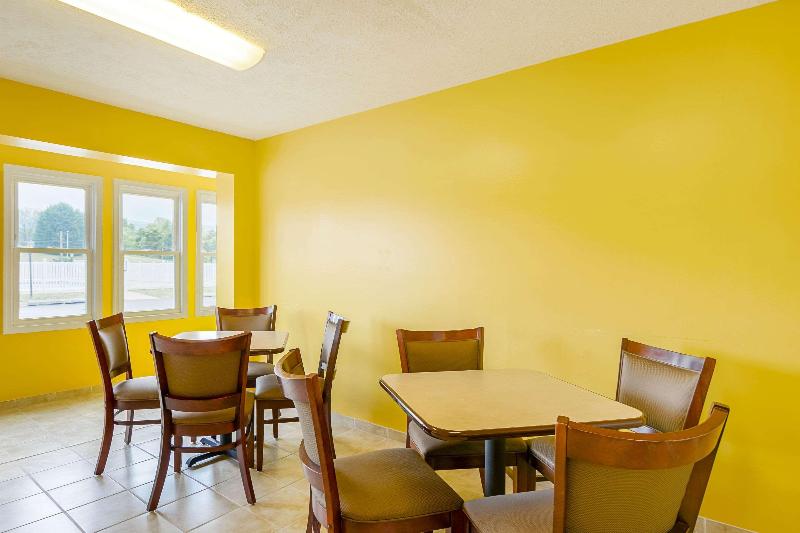 فندق Econo Lodge Woodstock  Shenandoah Valley I 81