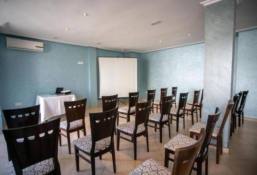 Отель Etoile Du Nord