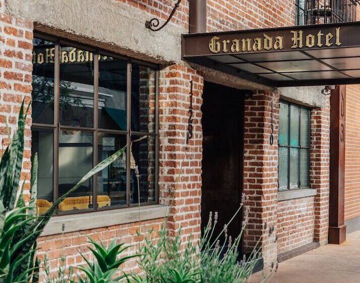 Granada Hotel & Bistro
