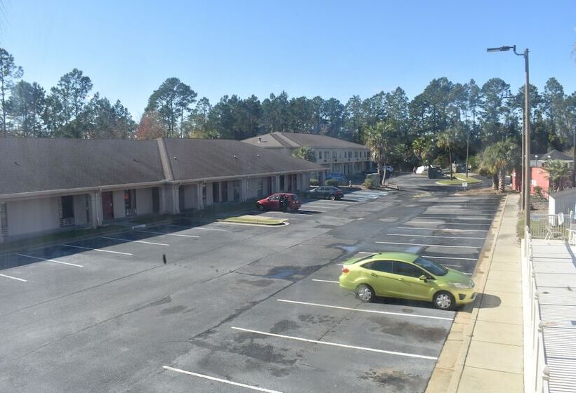 ホテル Guest Cottages & Suites