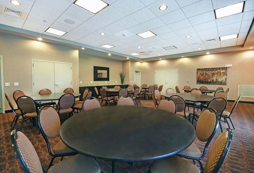 فندق Hampton Inn Beloit