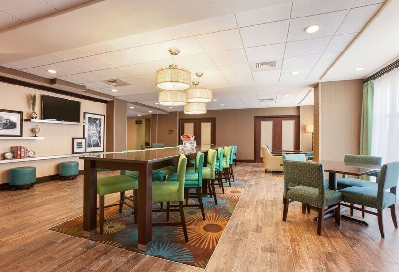 Отель Hampton Inn Belton/kansas City Area