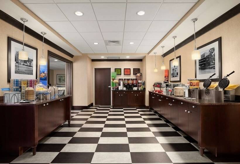 Отель Hampton Inn Belton/kansas City Area