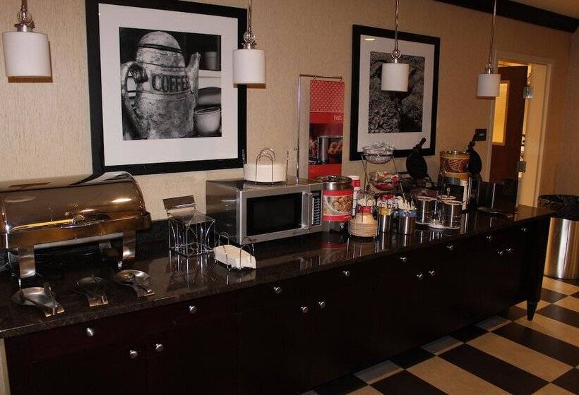 Отель Hampton Inn Belton/kansas City Area