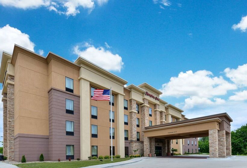 בית מלון כפרי Hampton Inn Iowa City/university Area