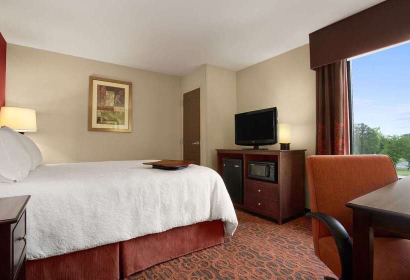 فندق Hampton Inn Magnolia