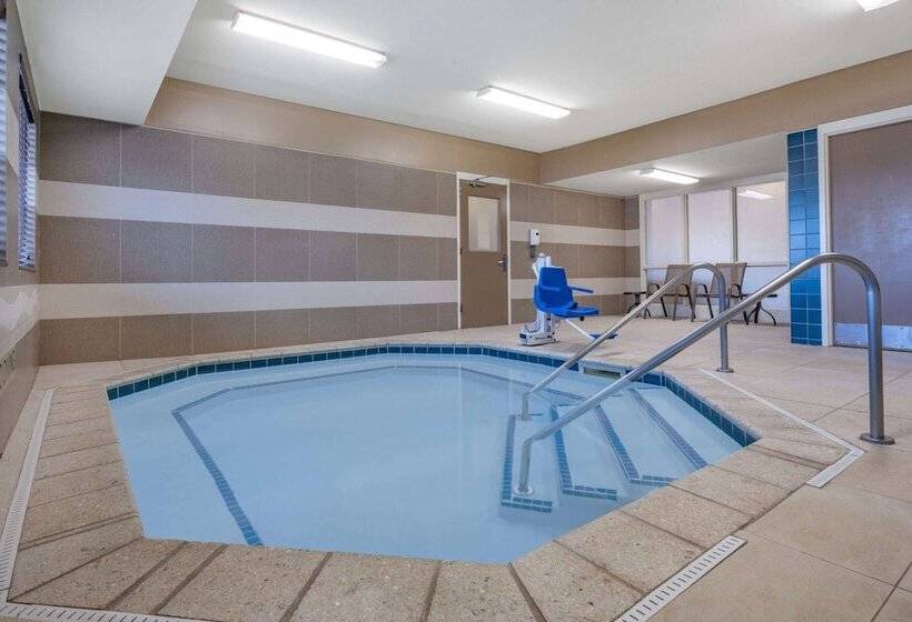 호텔 Hawthorn Suites By Wyndham Williston