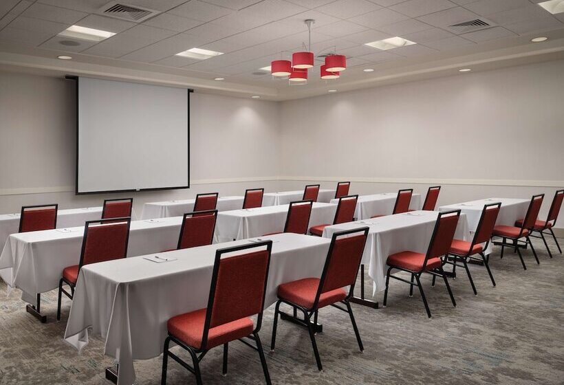 ホテル Hilton Garden Inn Ann Arbor